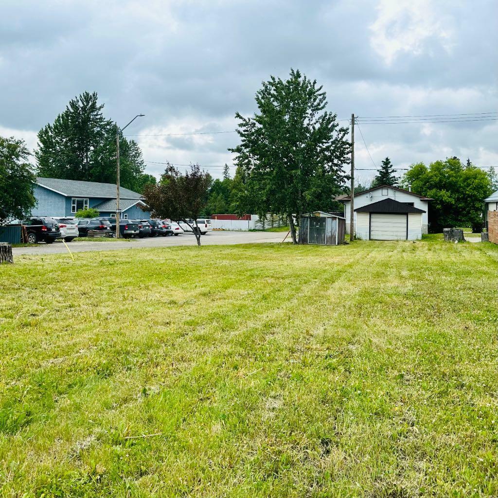 Property Photo:  4603 44 Avenue  AB T4T 1C7 