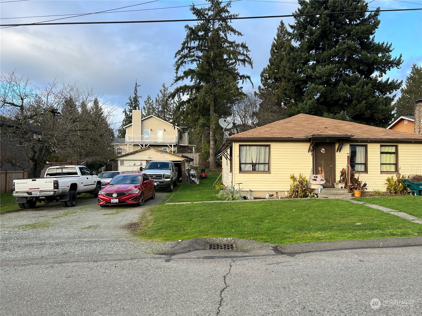 Property Photo:  1116 N 34th Street  WA 98056 