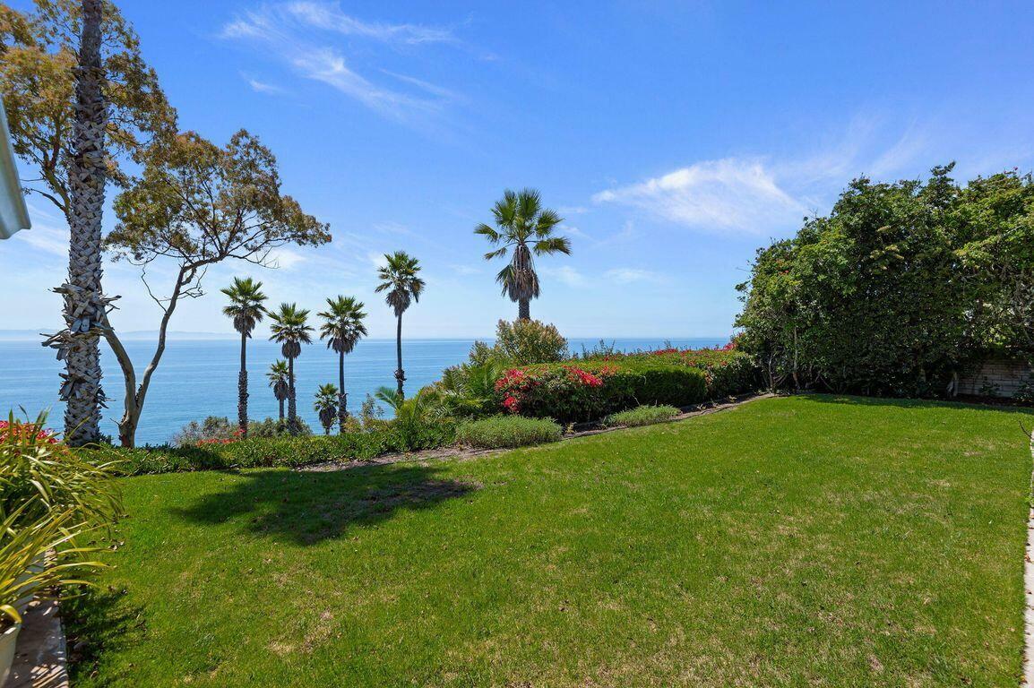 Property Photo:  3213 Cliff Drive  CA 93109 