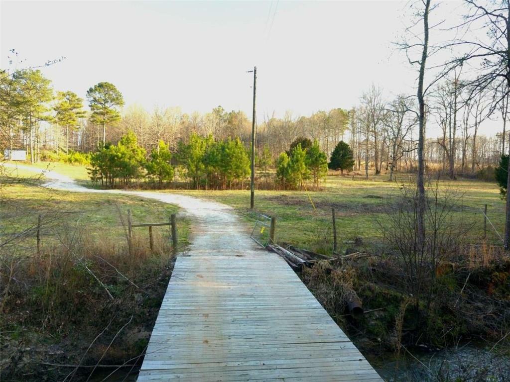 Property Photo:  125 Brookwood Drive  GA 30014 