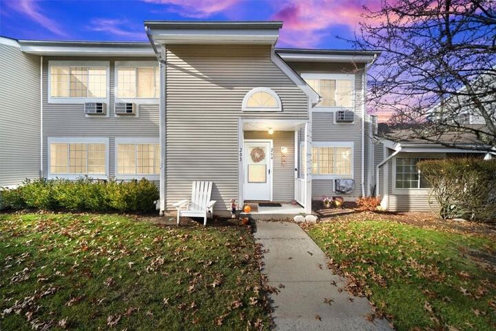 203 Green Meadows Way  Chester Village NY 10918 photo