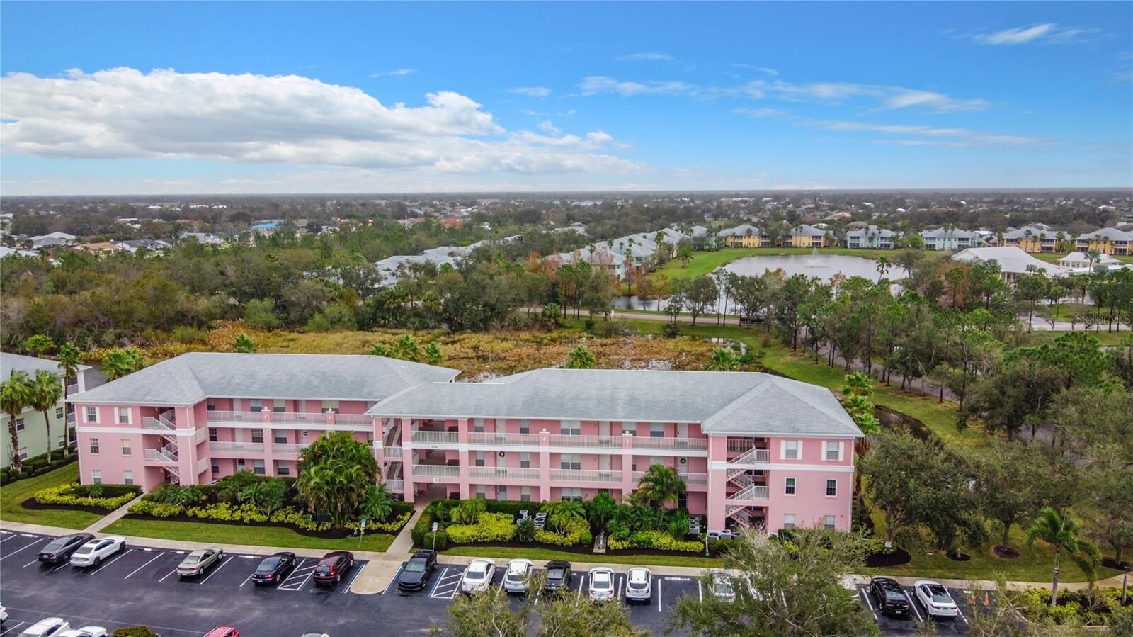 Property Photo:  2040 Willow Hammock Circle 307  FL 33983 