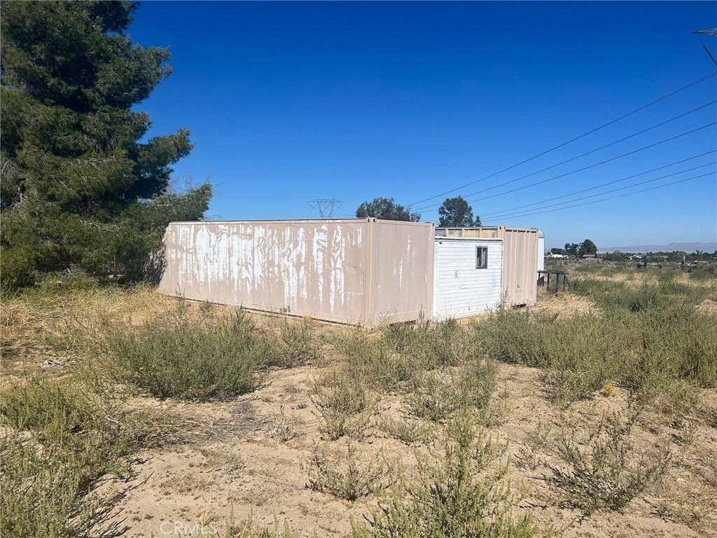 Property Photo:  5226 Mono Road  CA 92371 