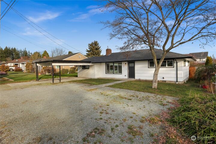 Property Photo:  27501 80th Drive NW  WA 98292 