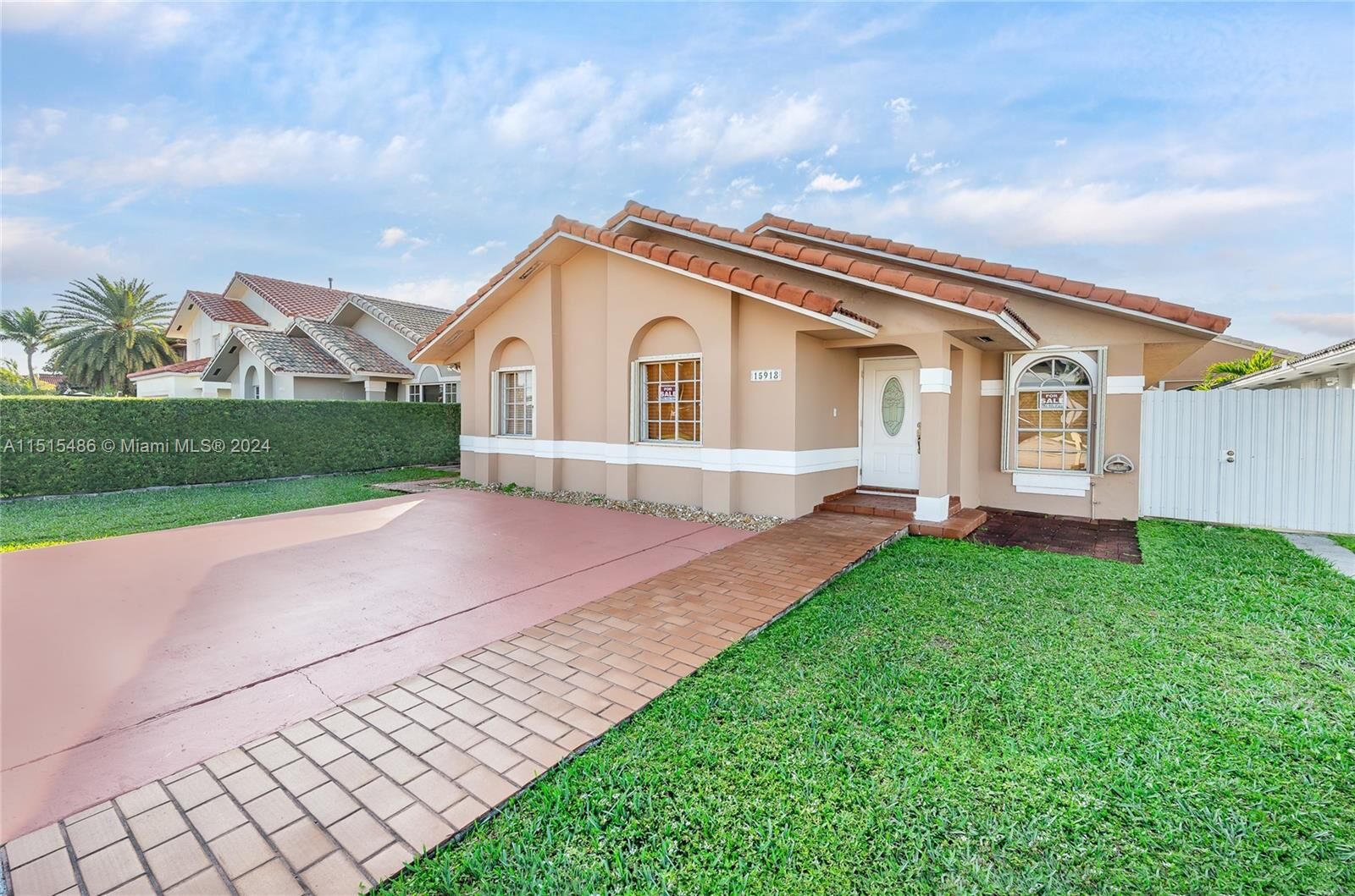 Property Photo:  15918 SW 81st Ter  FL 33193 