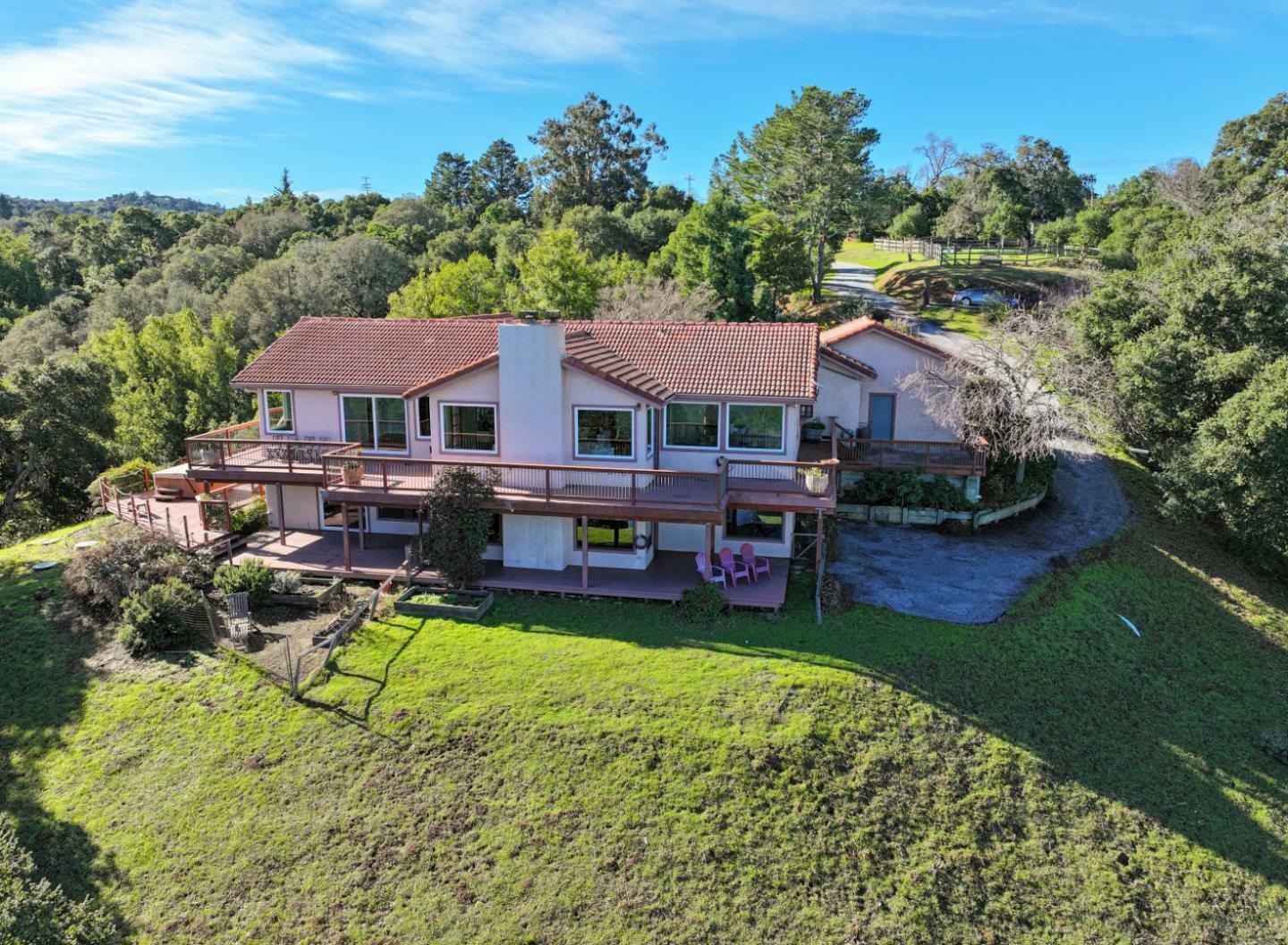 Property Photo:  3865 Page Mill Road  CA 94022 