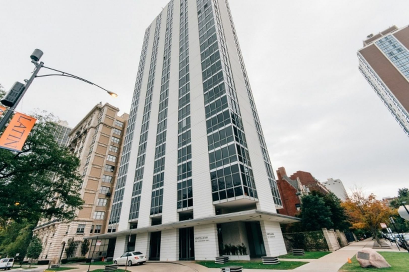 Property Photo:  1555 N Dearborn Parkway 23D  IL 60610 