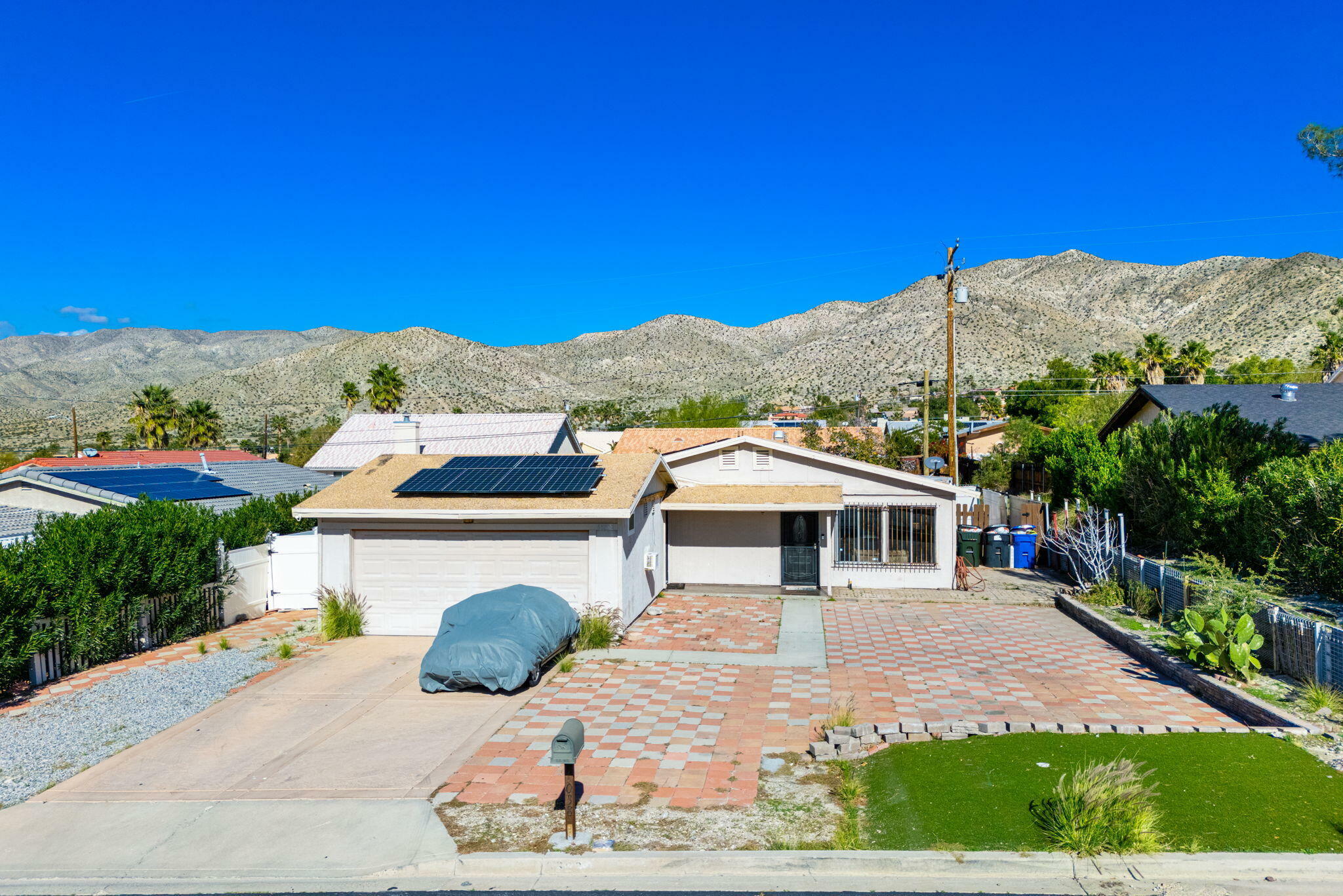 Property Photo:  66038 Avenida Dorado  CA 92240 