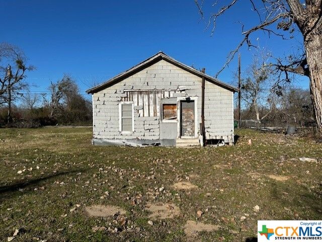 Property Photo:  1705 W 12th Street  TX 76520 