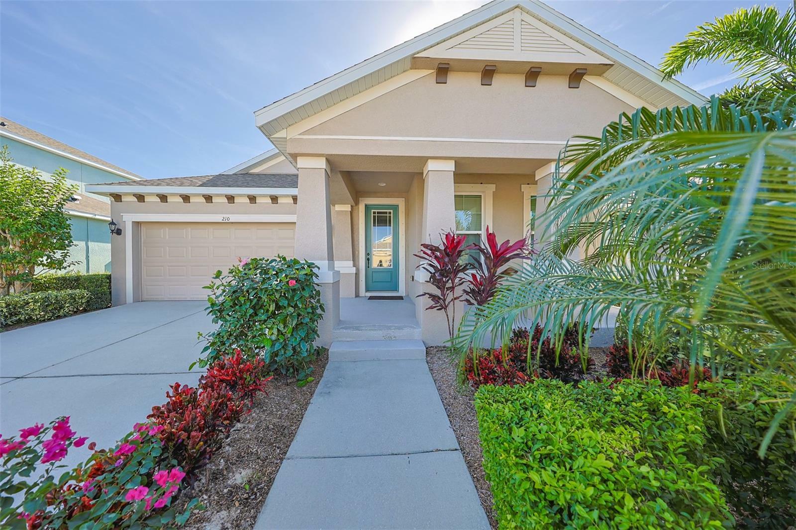 Property Photo:  210 Shell Creek Court  FL 33572 