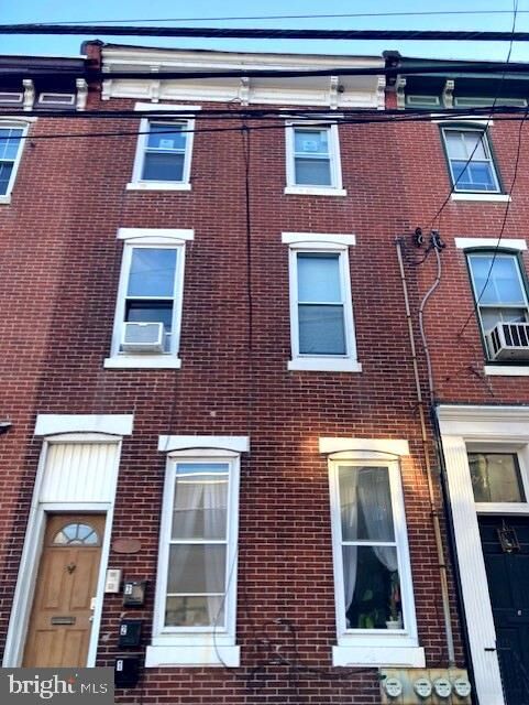 Property Photo: 2532 Poplar Street 3 PA 19130