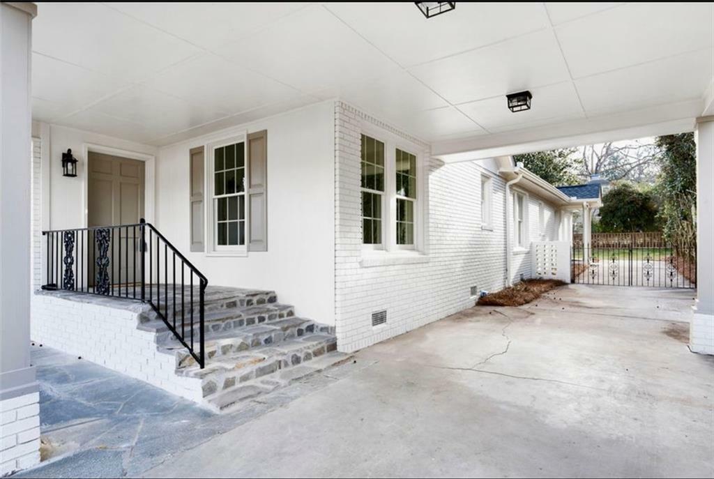 Property Photo:  13 SW Rosewood Road SW  GA 30165 