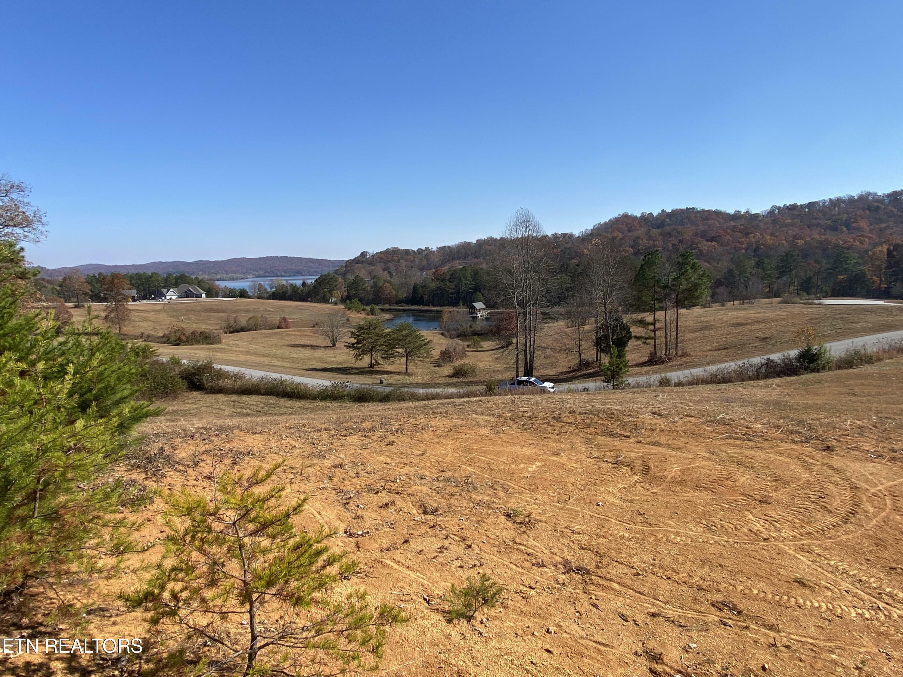 Property Photo:  325 Enclave Way  TN 37763 