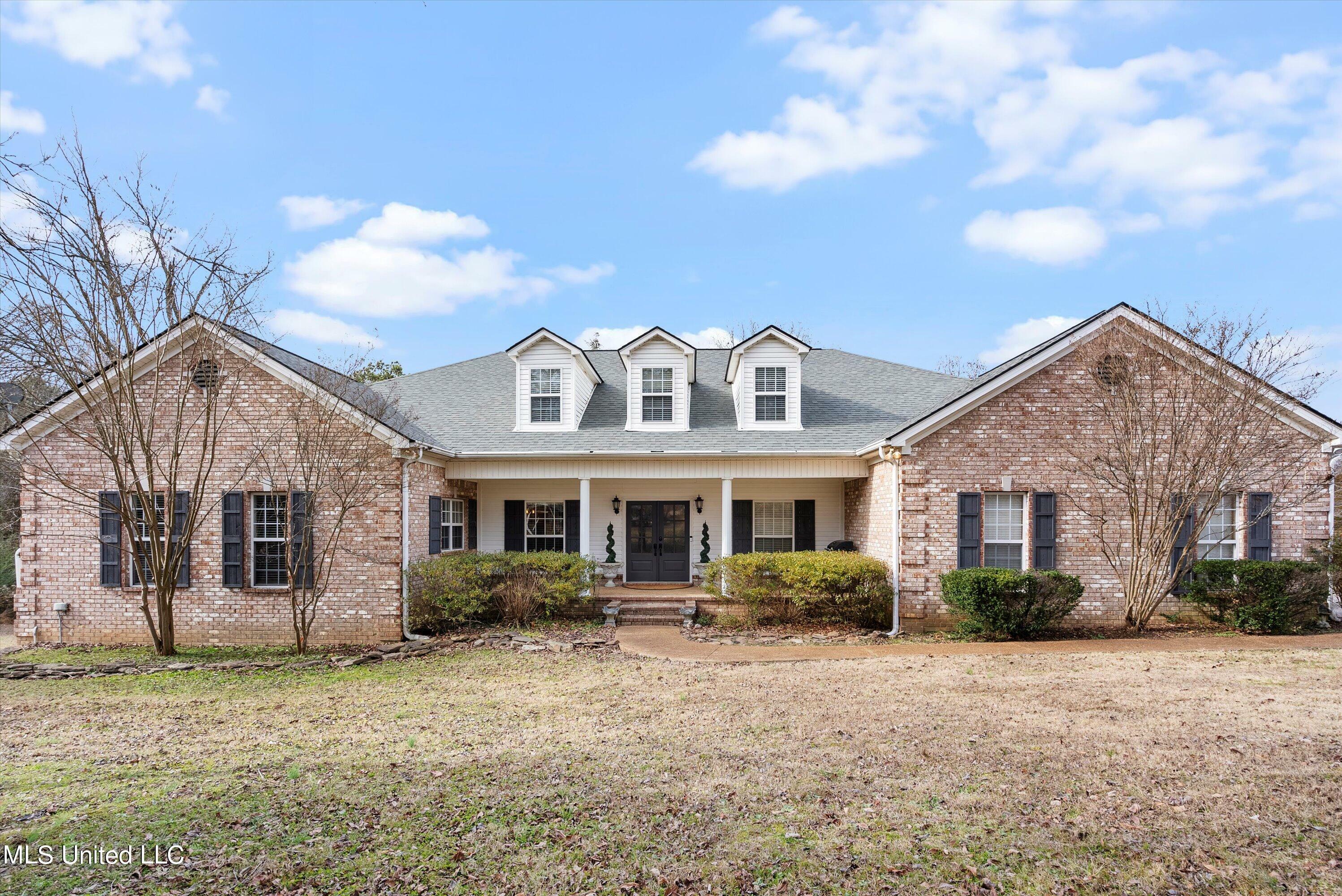 Property Photo:  195 Red Banks Road South  MS 38611 