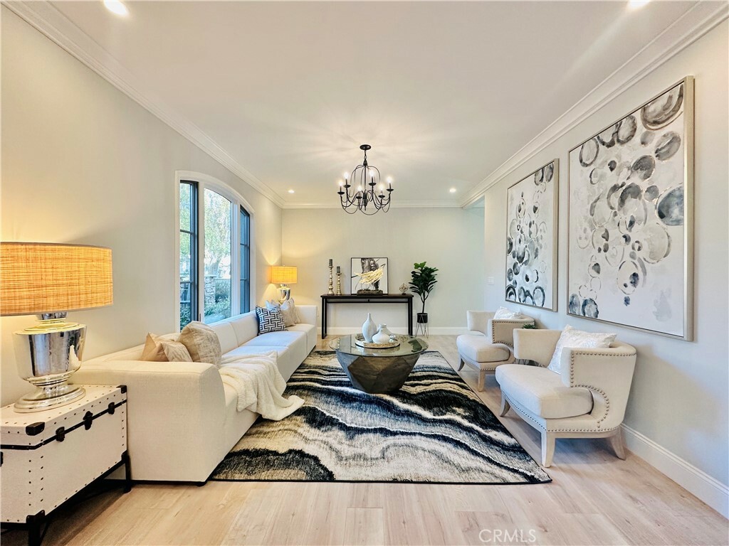 Property Photo:  158 S Sierra Madre Boulevard 6  CA 91107 