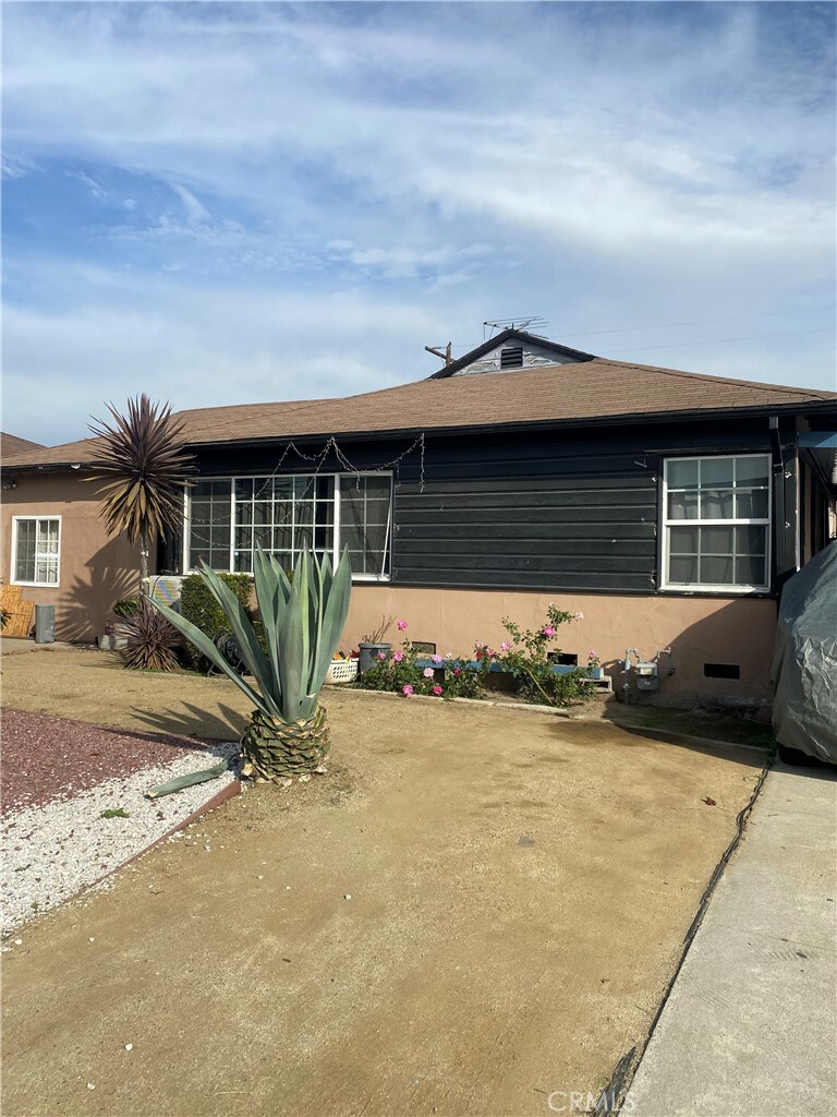 Property Photo:  12808 Clovis Avenue  CA 90059 