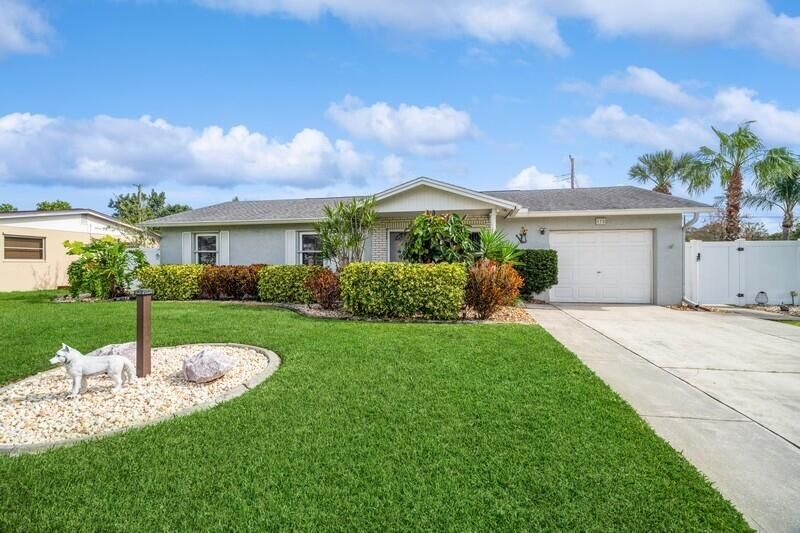 Property Photo:  178 Hollywood Boulevard  FL 32904 