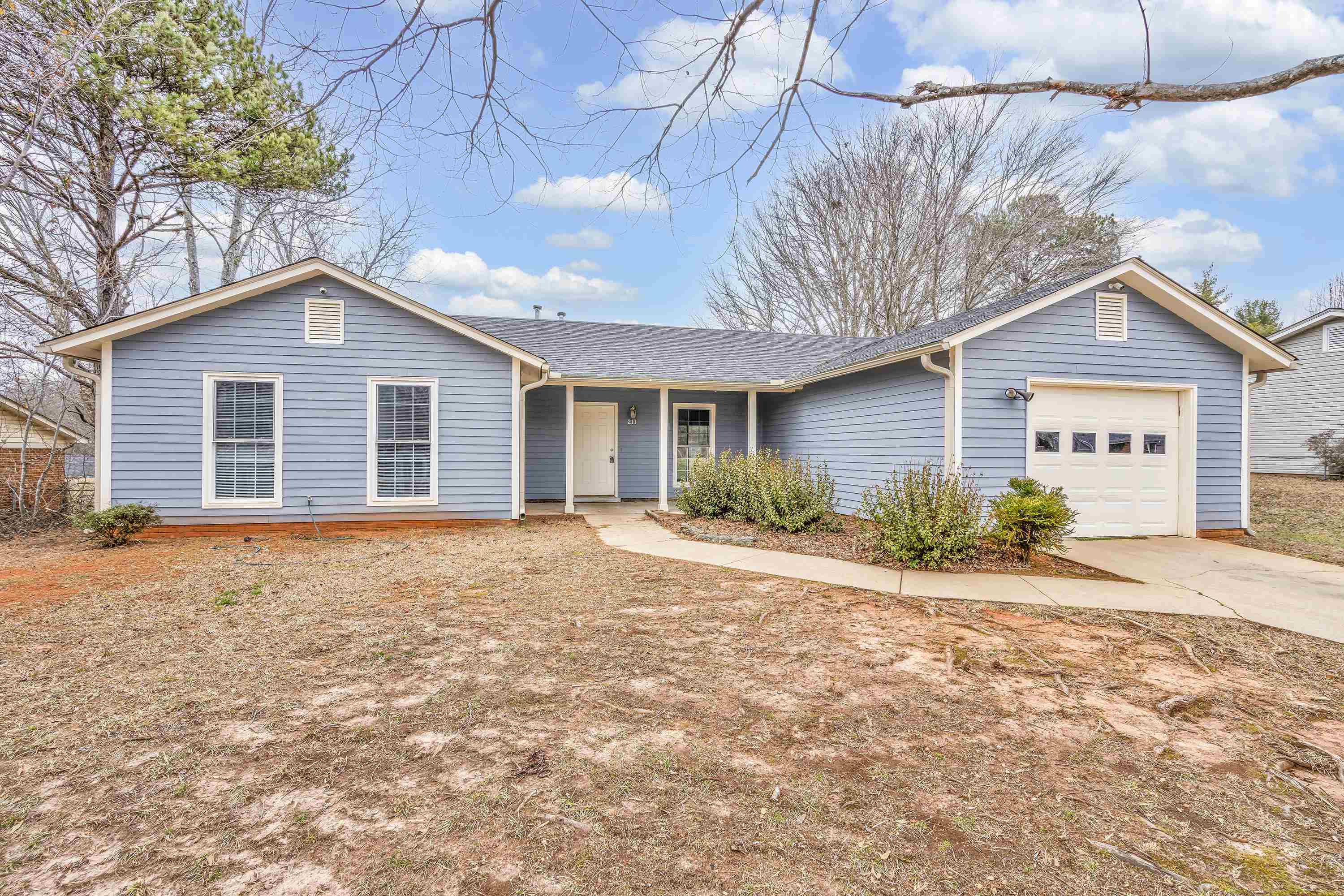 Property Photo:  217 Orchard Lane  SC 29301 