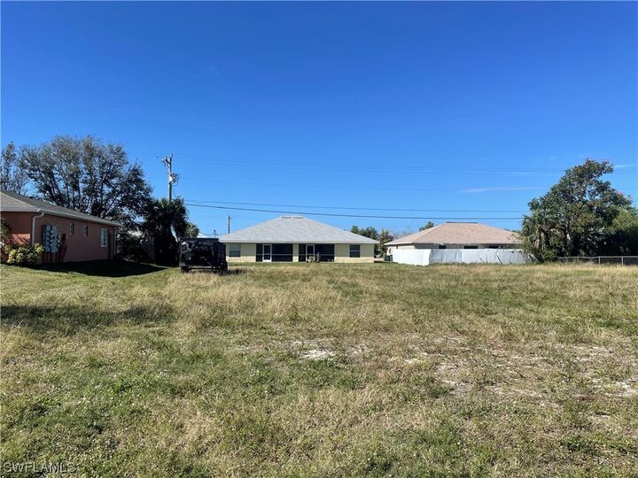 Property Photo:  3726 SW 7th Place  FL 33914 