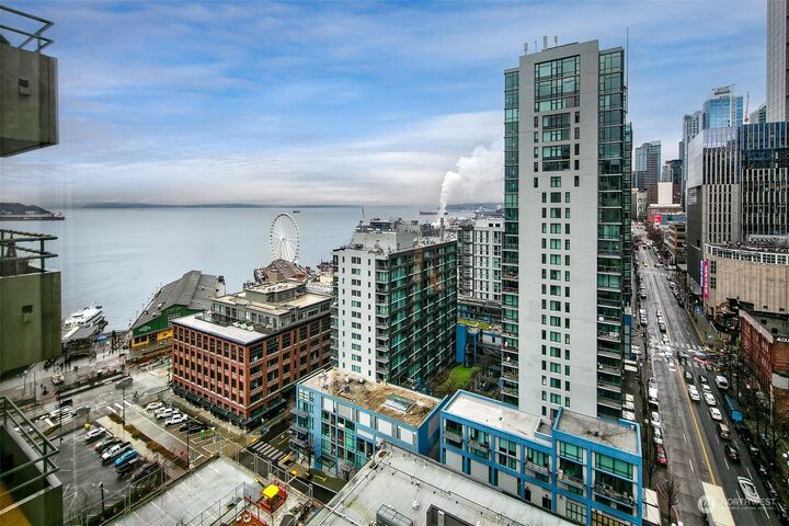 Property Photo:  1107 1st Avenue 1601  WA 98101 