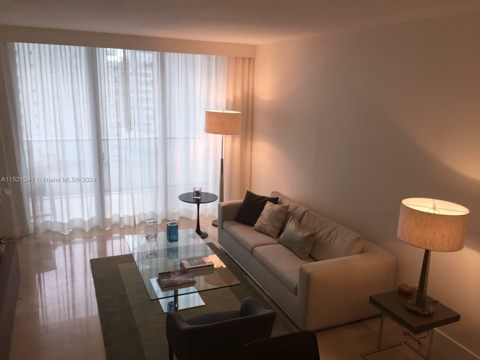 Property Photo:  1300 Brickell Bay Dr 1107  FL 33131 