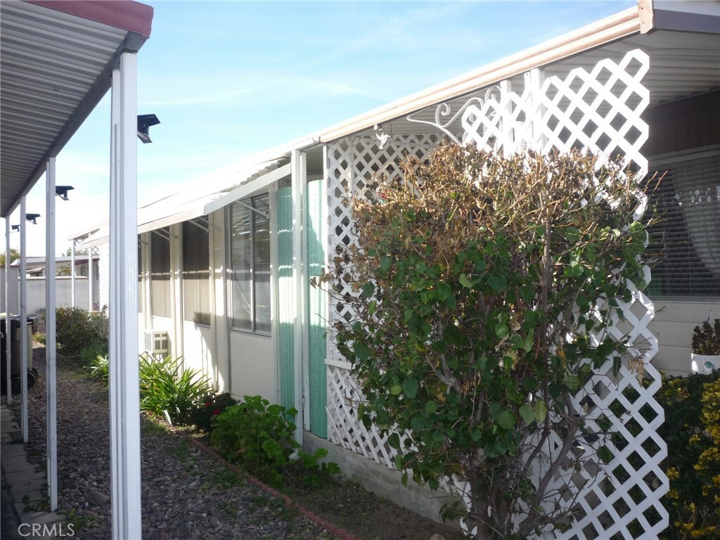 Property Photo:  1600 S San Jacinto Avenue 164  CA 92583 