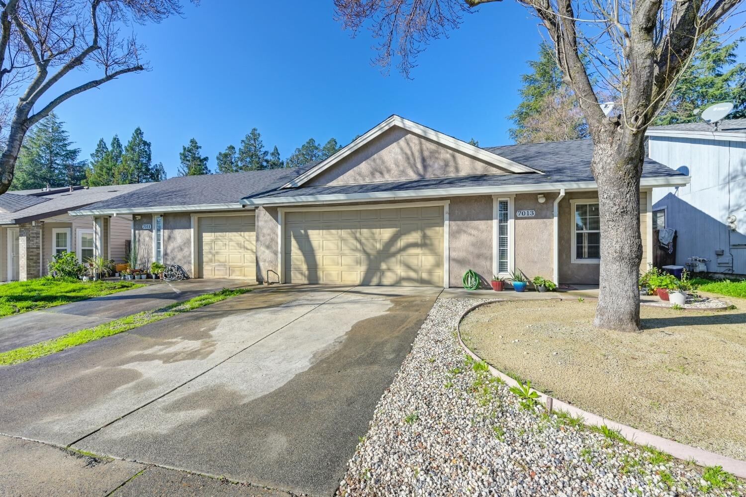 Property Photo: 7011 Butterball Way CA 95842