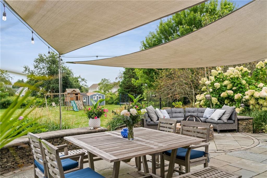 Property Photo: 350 Compton View Dr RI 02842