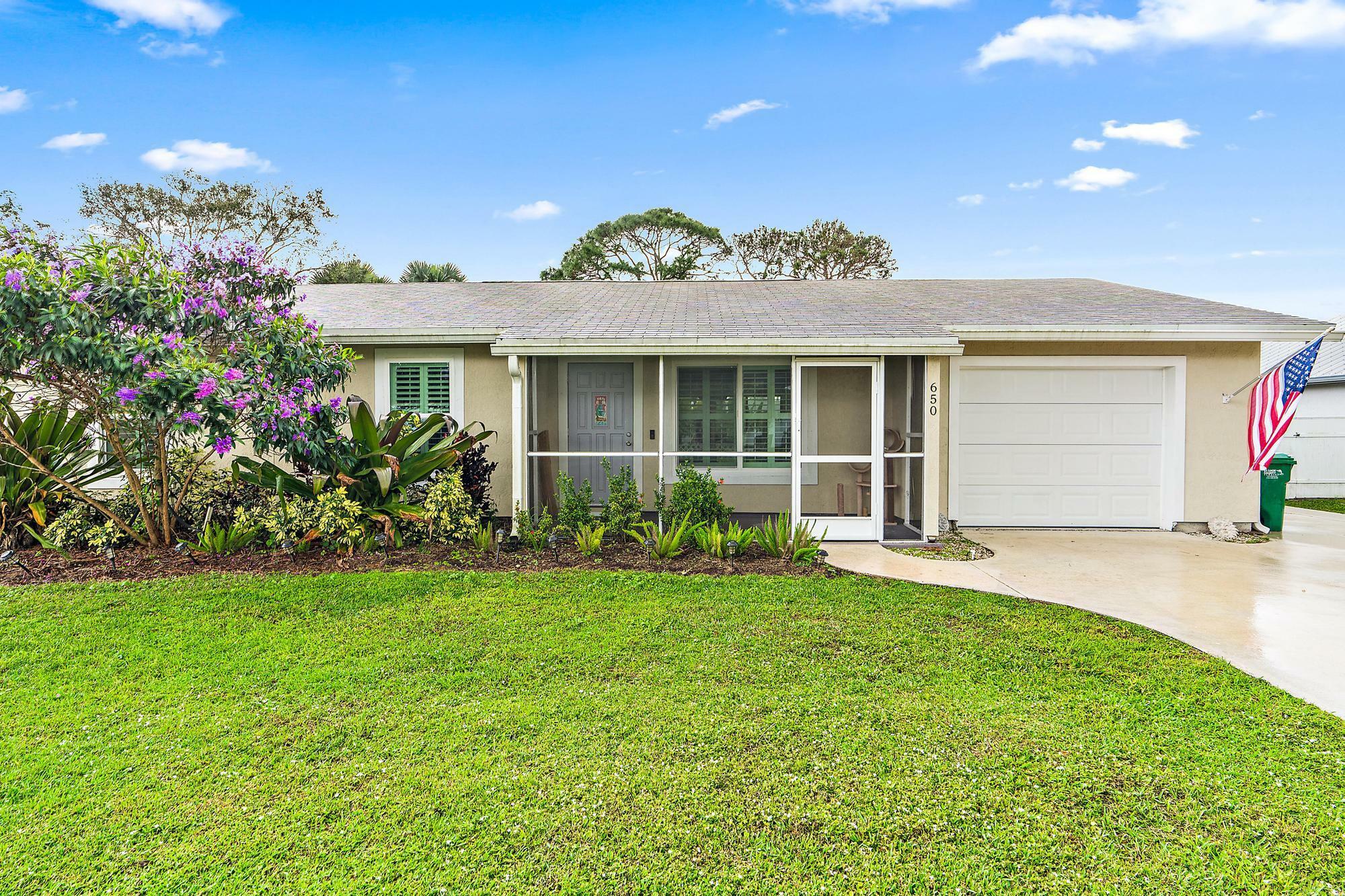 Property Photo: 650 SE Capon Terrace FL 34983