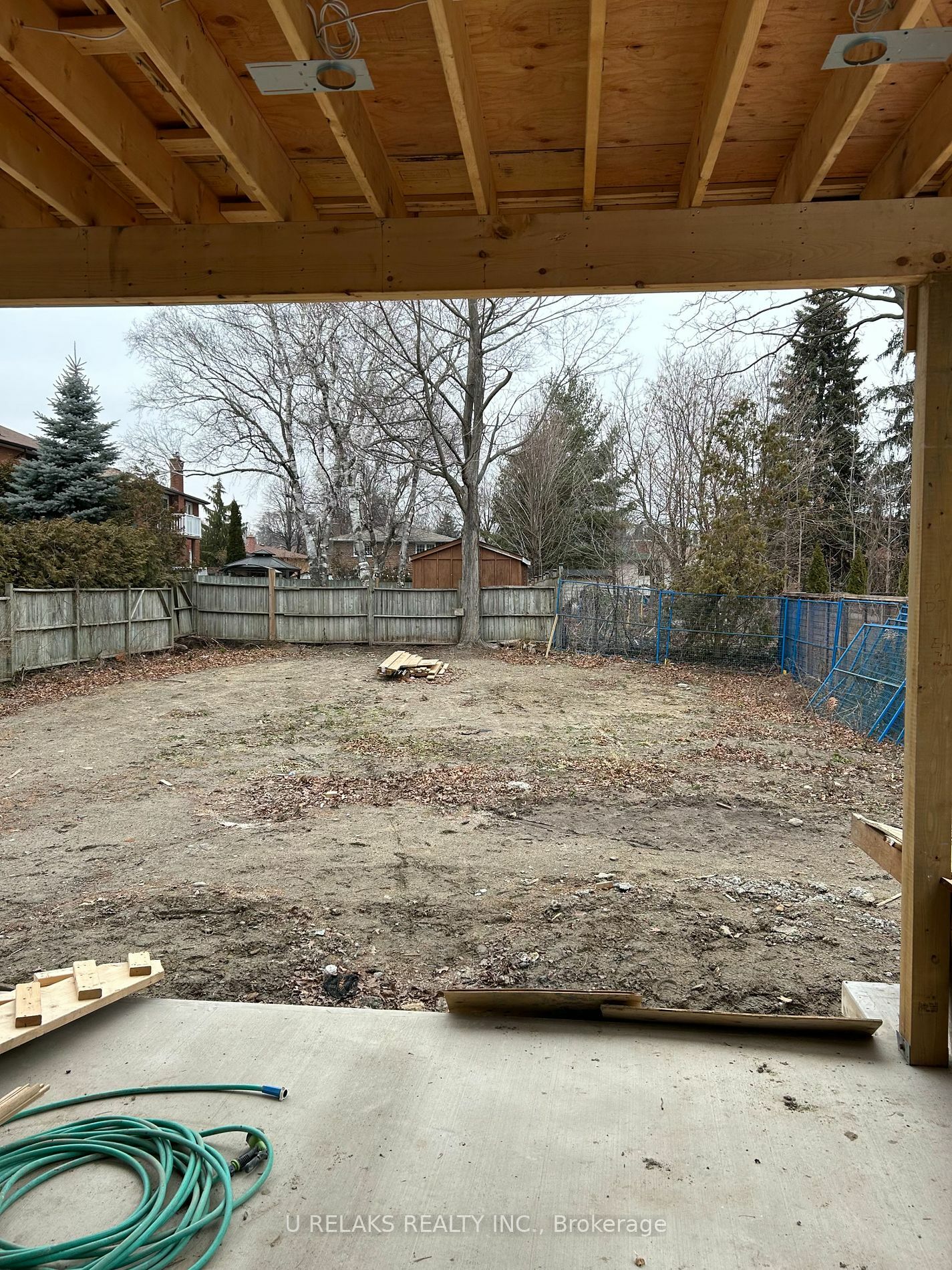 Property Photo:  3081 Grenville Dr  ON L5A 2P6 