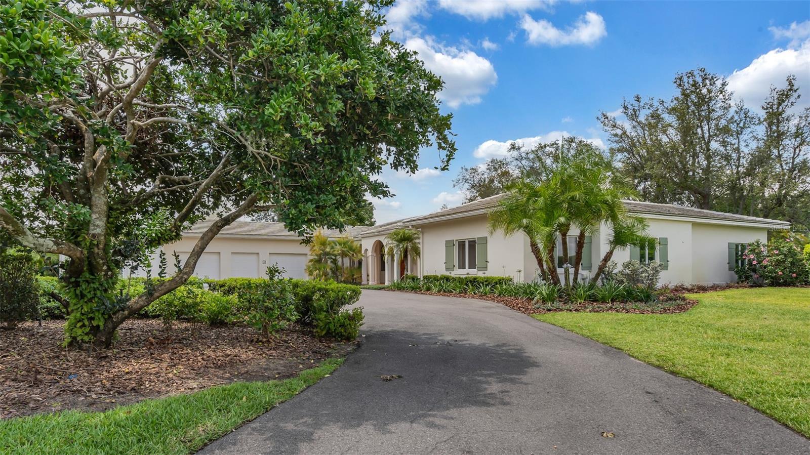 Property Photo: 2300 N Scenic Highway 111 FL 33898