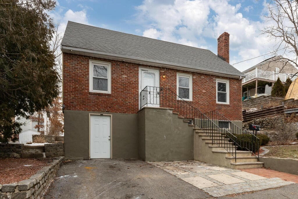 Property Photo: 6 Como Street MA 02148