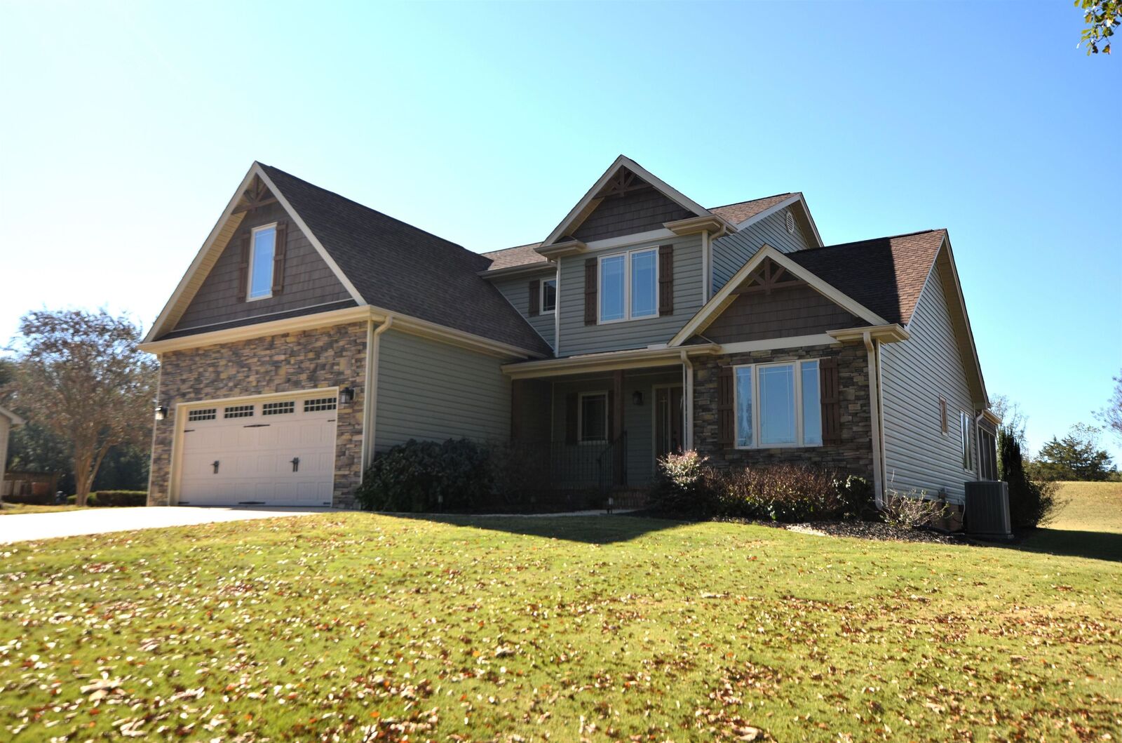 Property Photo: 530 E Cadence Court SC 29323