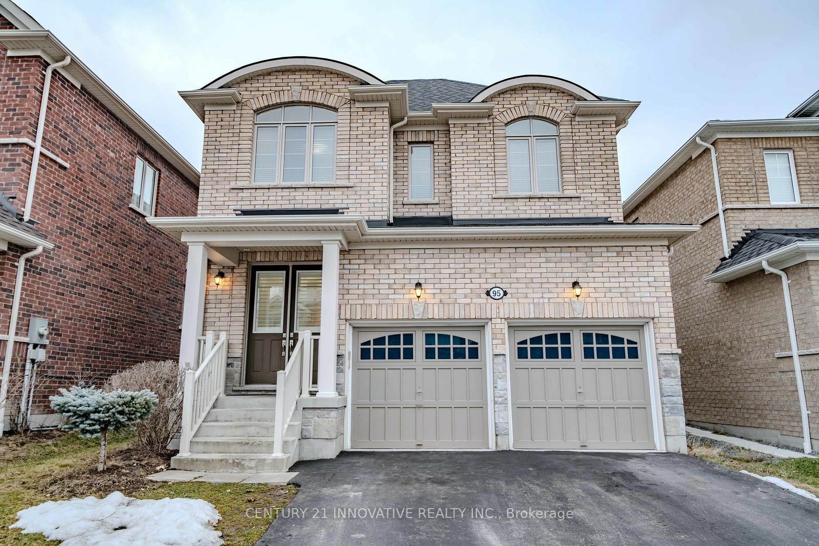 95 Bridlewood Blvd  Whitby ON L1R 0N2 photo