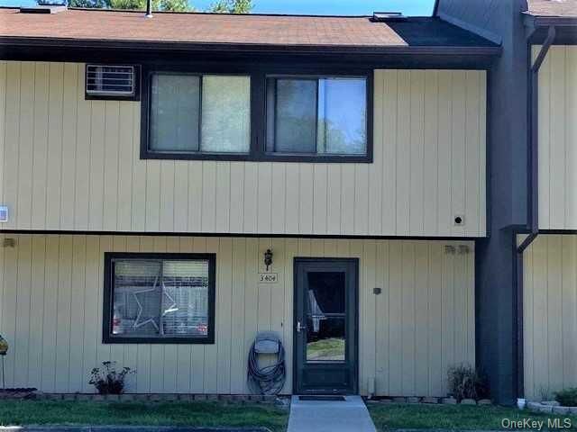 Property Photo:  3404 Chelsea Cove  NY 12533 