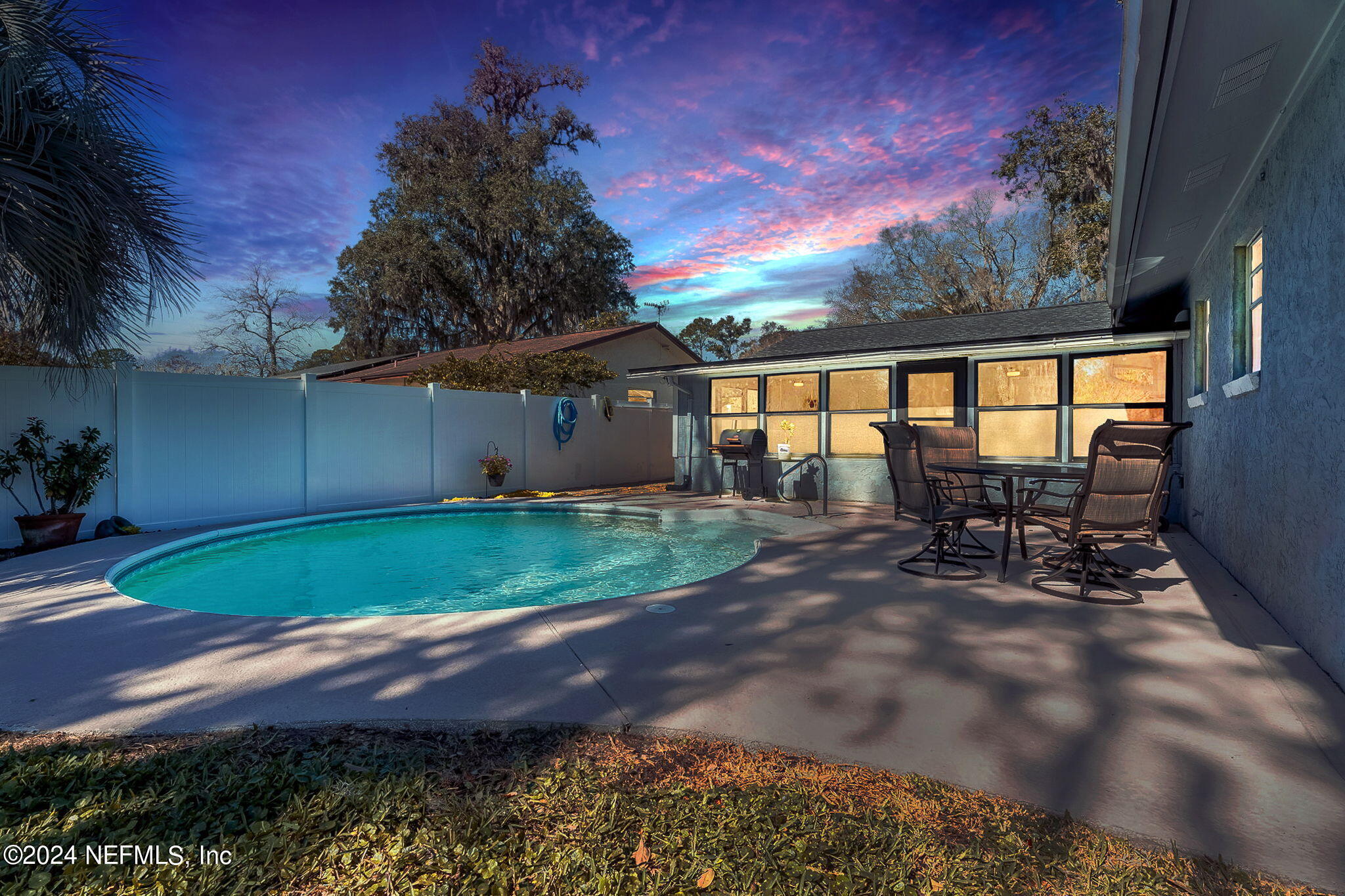 Property Photo: 2208 Chablis Court E FL 32073