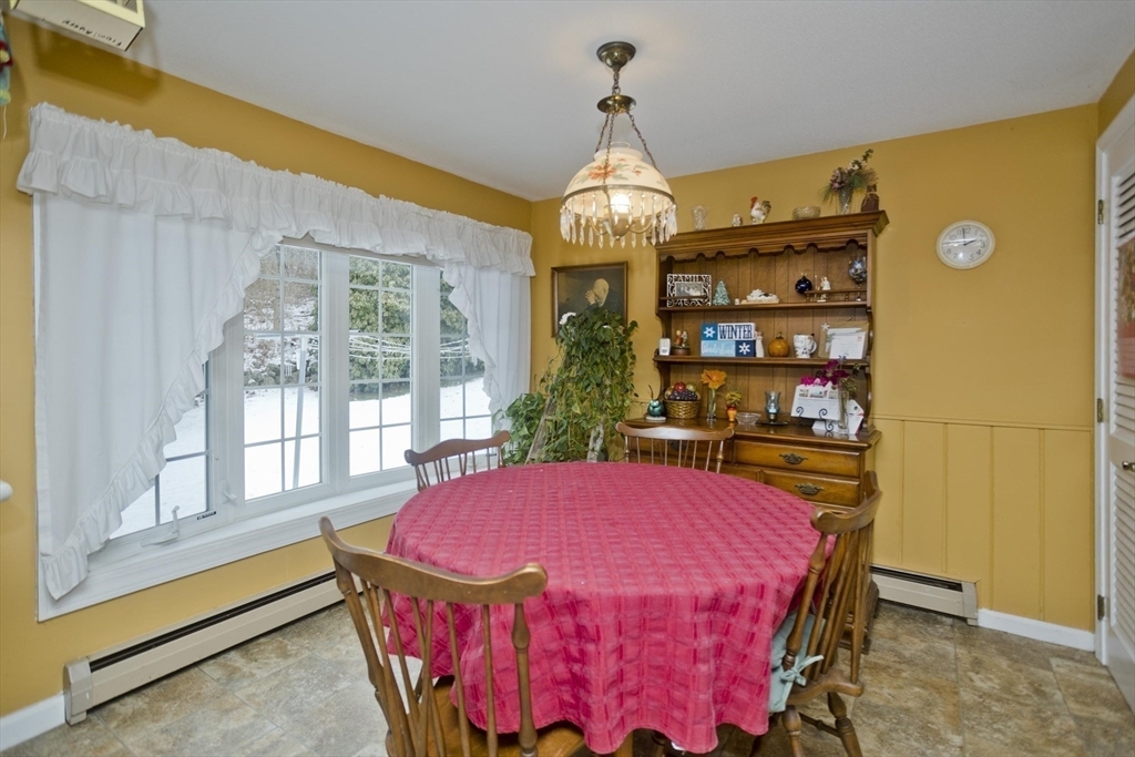 Property Photo:  34 Berkshire Cir  MA 01082 