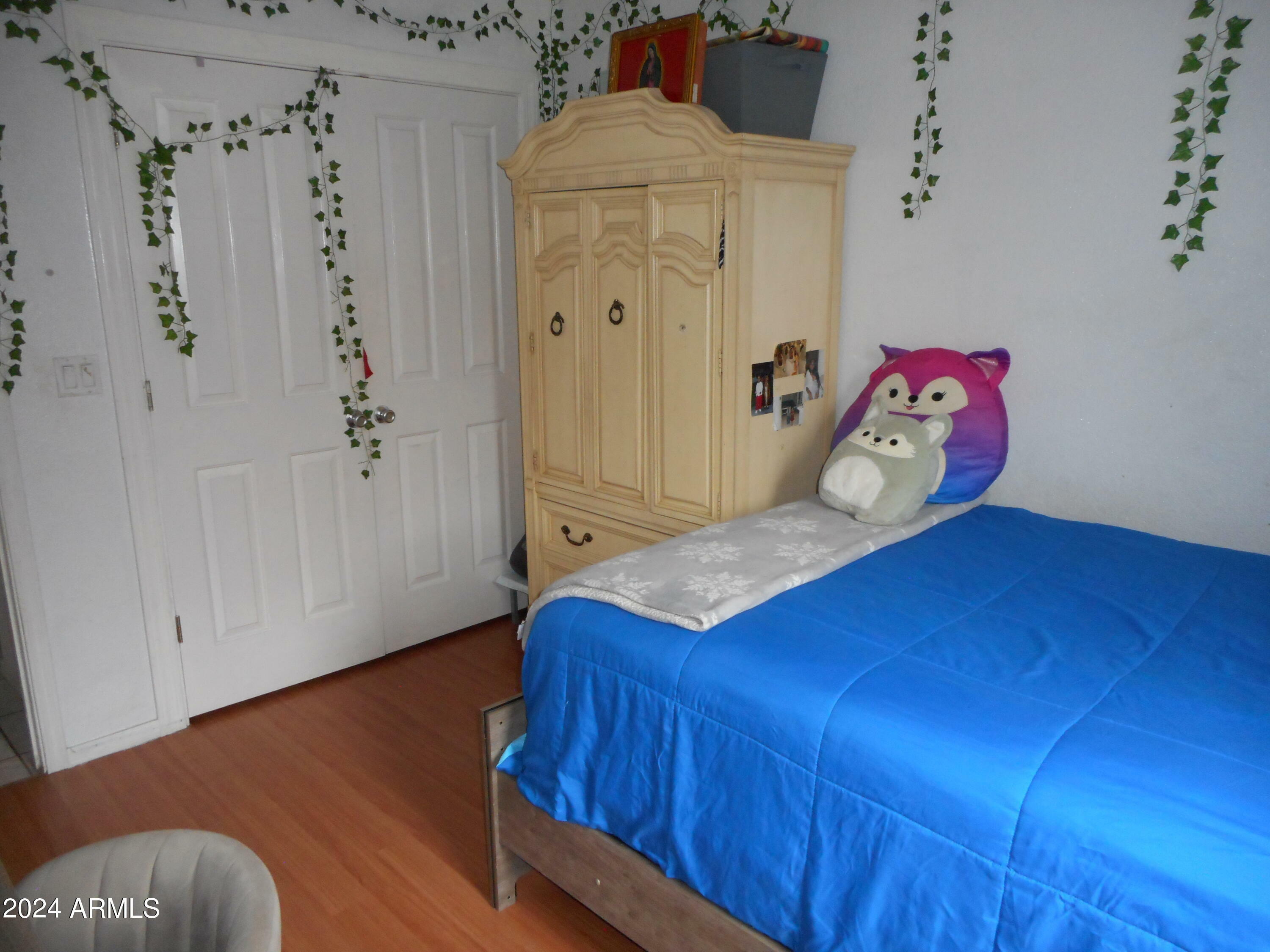 Property Photo: 1403 W Alta Vista Road AZ 85041