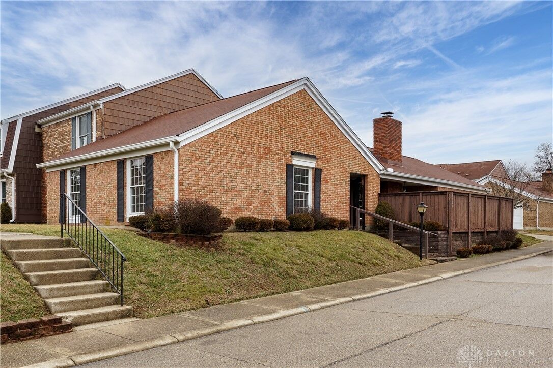 Property Photo: 2304 Regency Court OH 45324