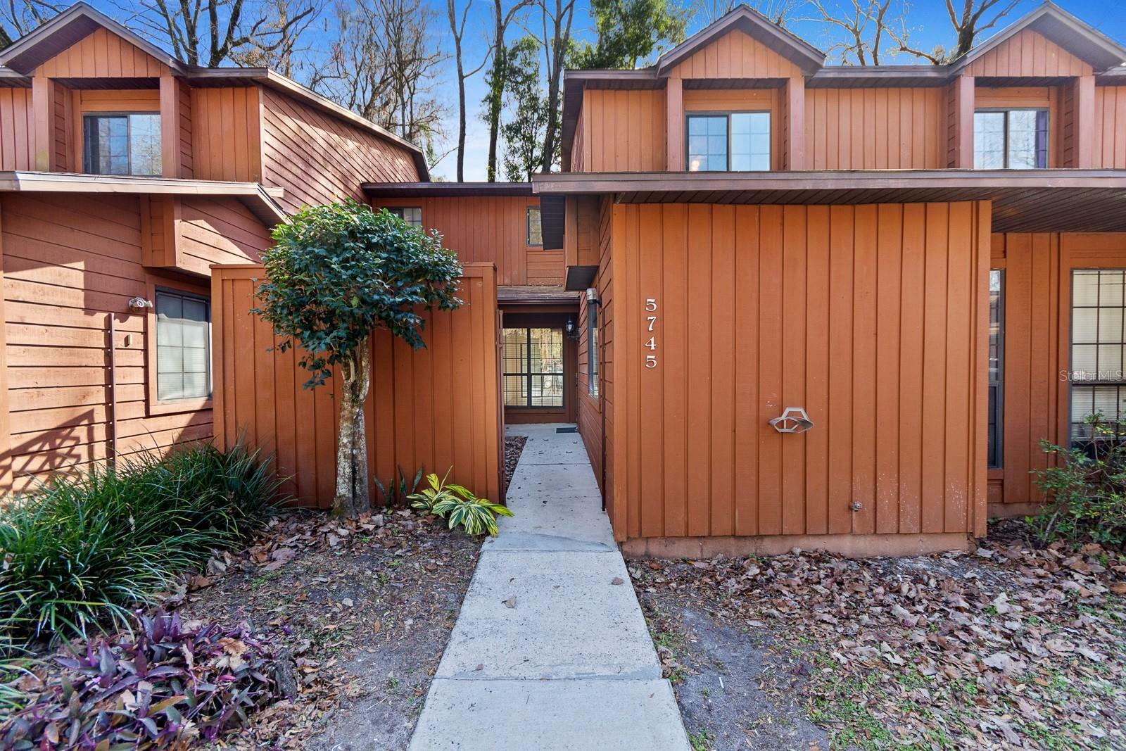 Property Photo: 5745 SW 10th Place Na FL 32607