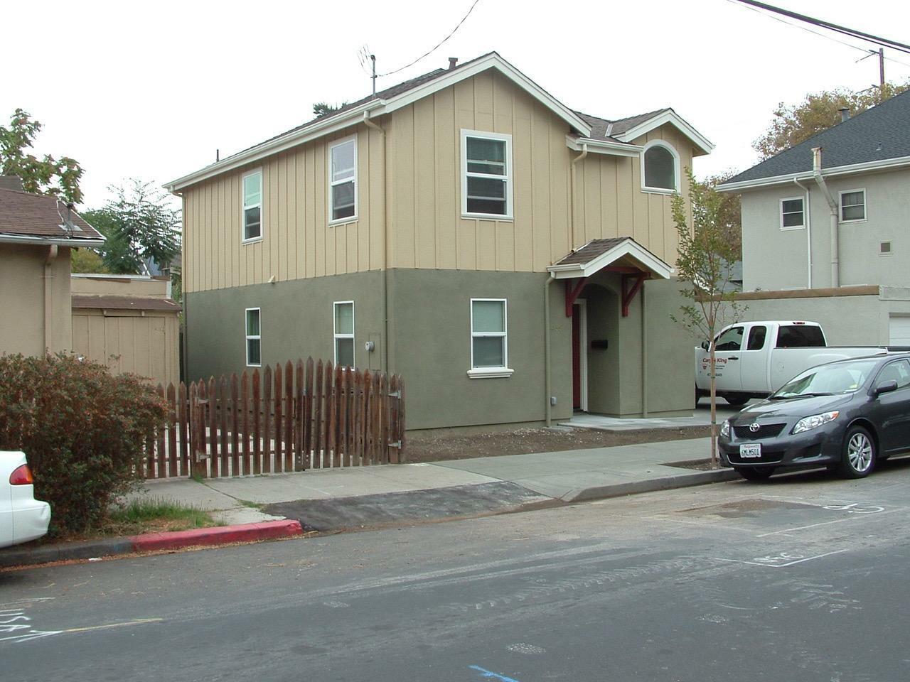 Property Photo:  456 East San Salvador Street  CA 95112 