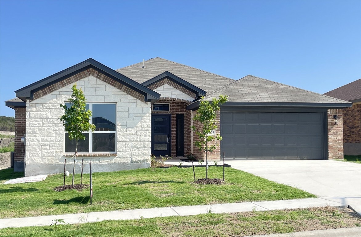 Property Photo: 223 Wind Ridge Drive TX 76522