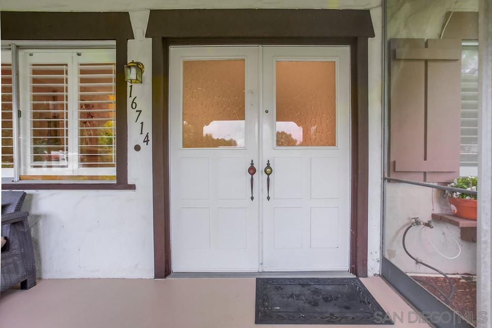 Property Photo: 16714 Meandro Ct CA 92128