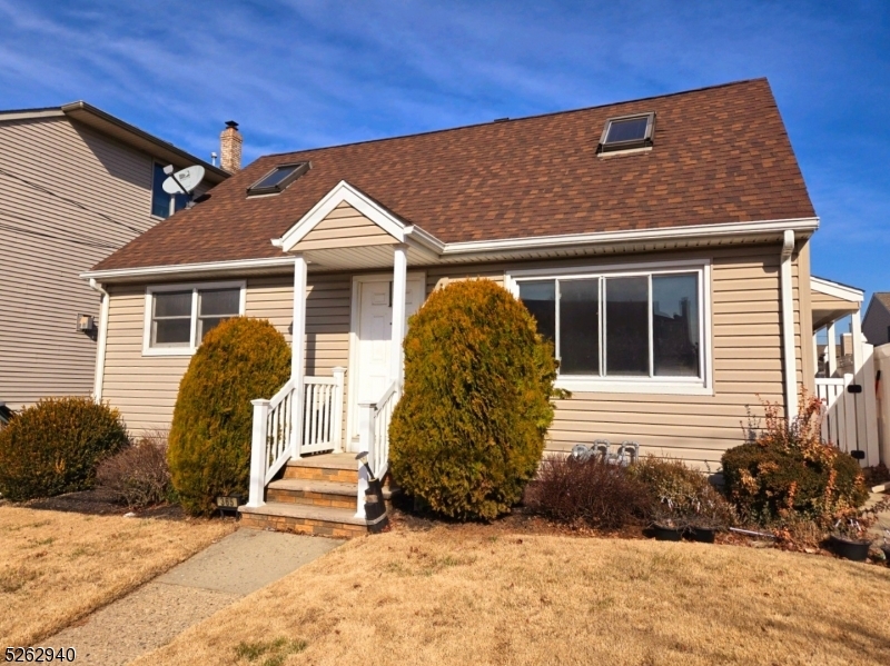 Property Photo:  365 Roosevelt Ave  NJ 07071 