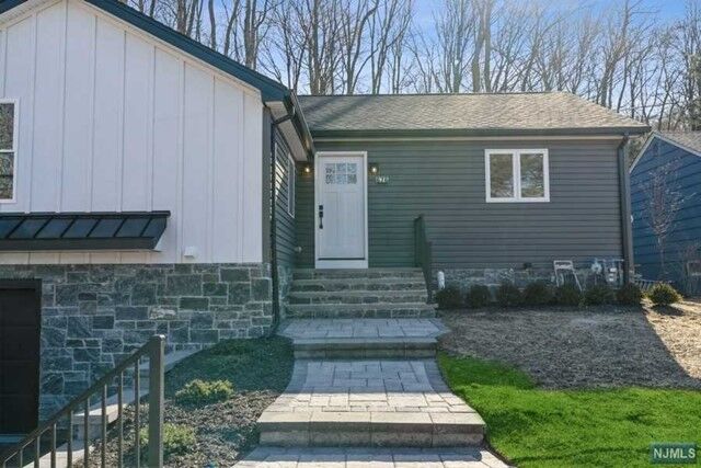 Property Photo:  676 Ramapo Valley Road  NJ 07436 