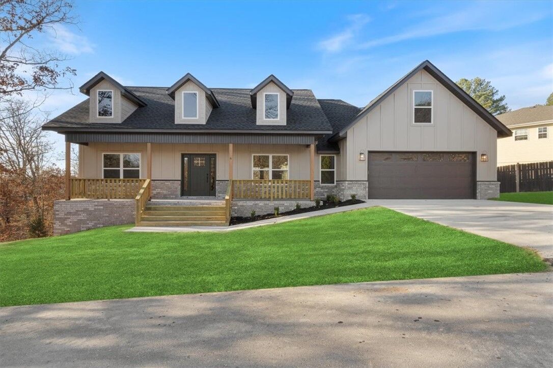 Property Photo: 17 Thornaby Drive AR 72714
