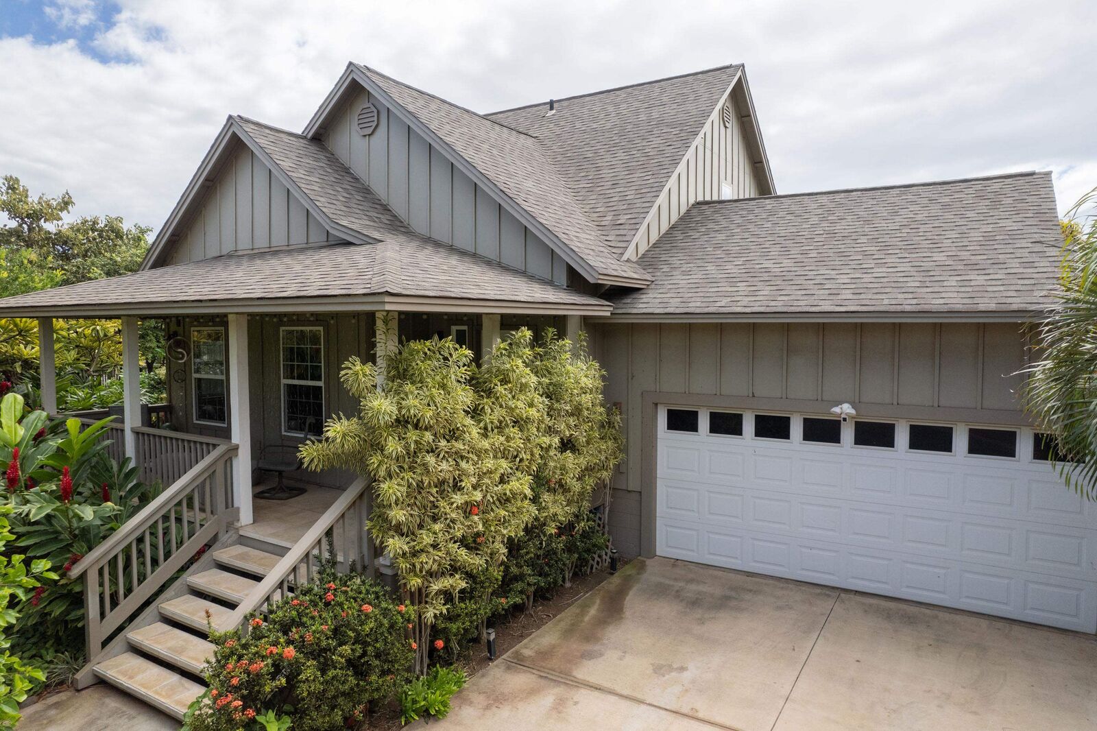 Property Photo:  118 Waiapo Pl  HI 96753