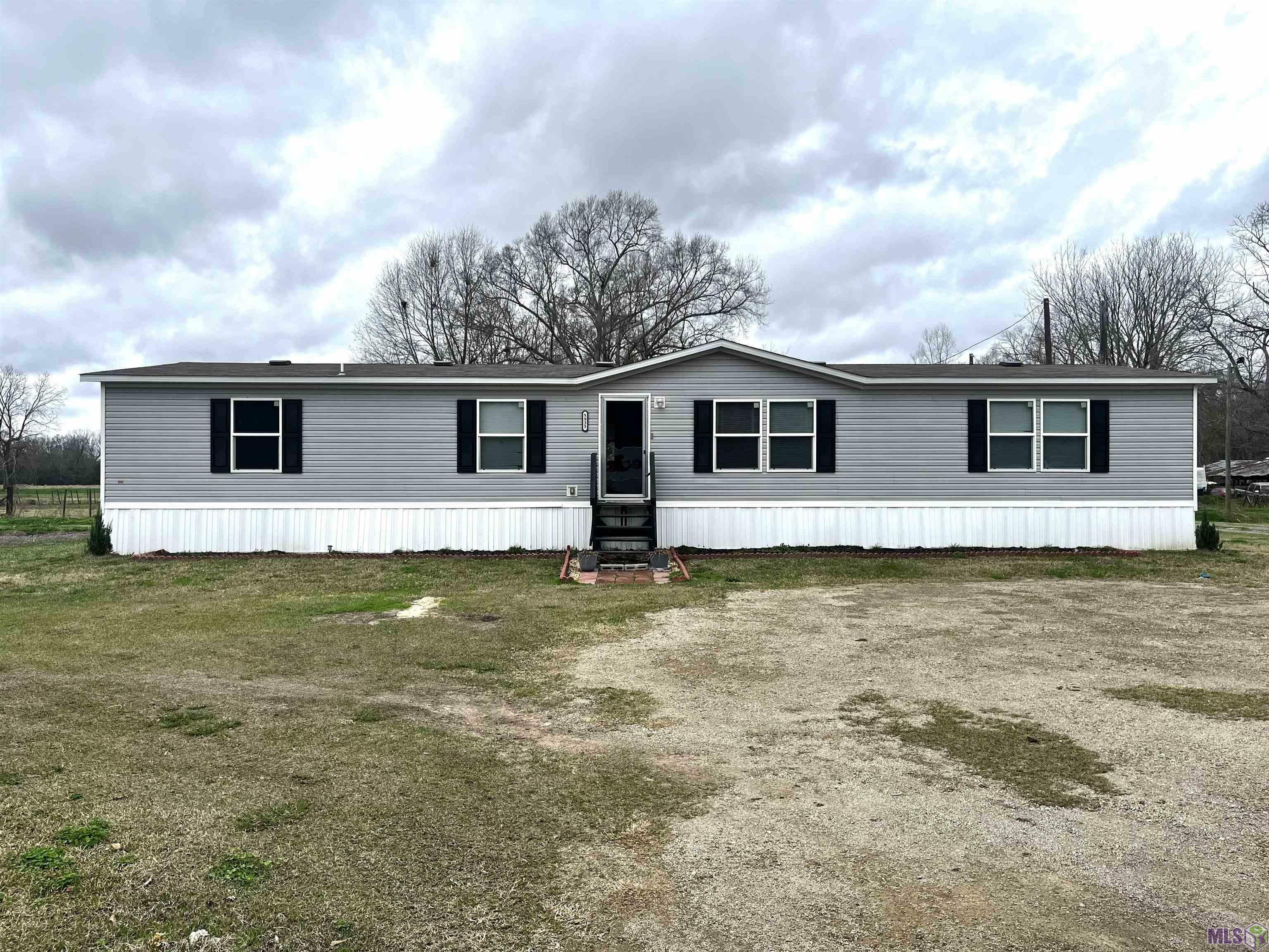 Property Photo: 5933 Flynn Rd LA 70767
