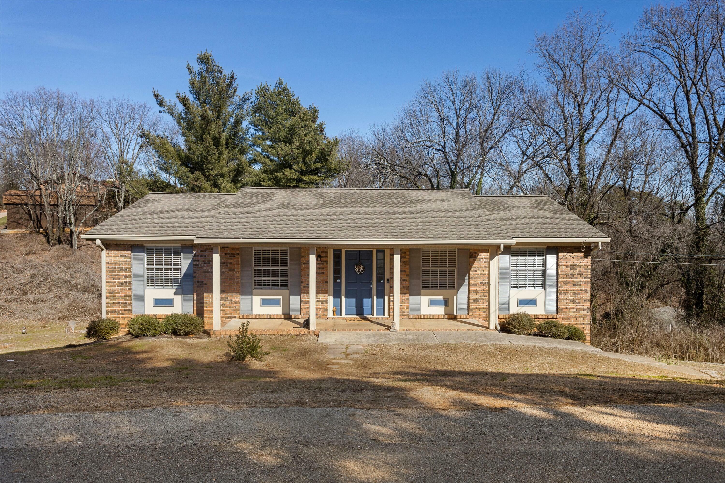 Property Photo:  125 E Daytona Dr  TN 37415 