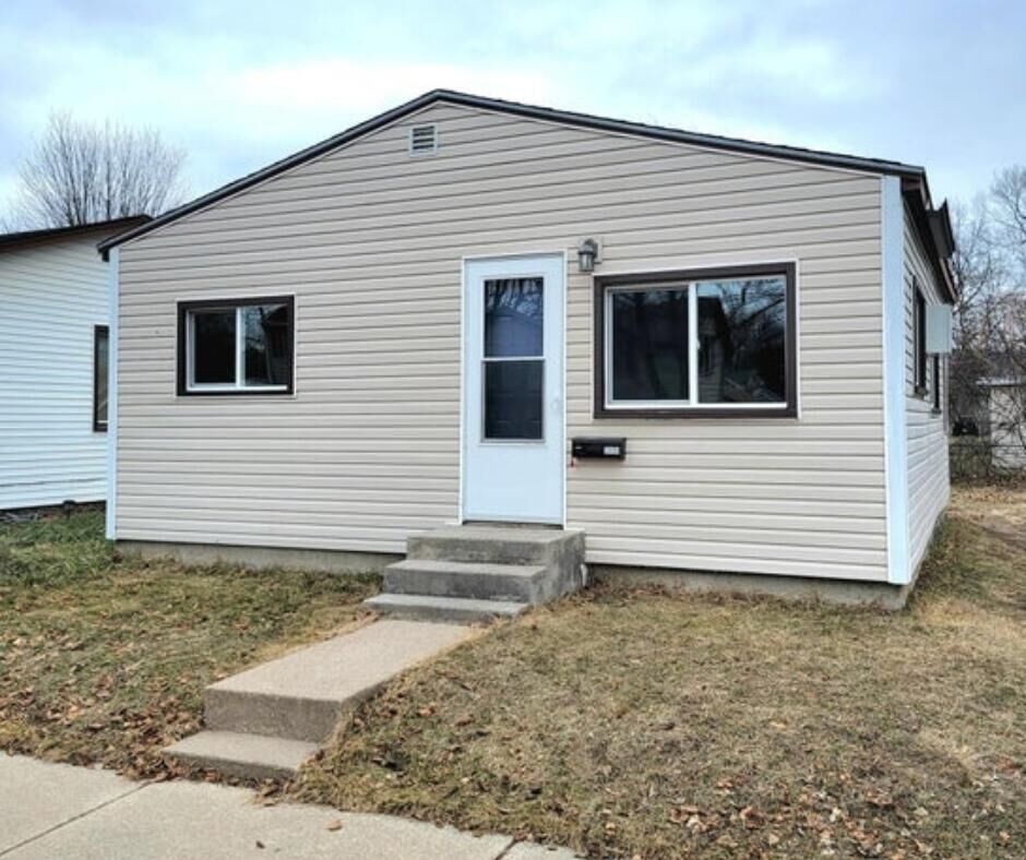 Property Photo: 2006 Prospect St WI 54603